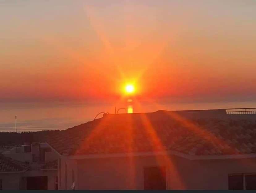 Cozy 2 Bedrooms Apartment In Complex With Swimming Pools And Beautiful View Paphos Bagian luar foto